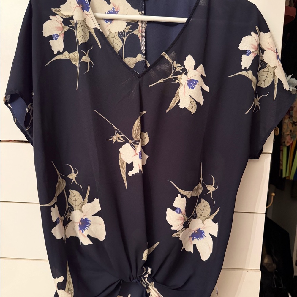 West Kei Navy Floral V-Neck Tie-Front Blouse